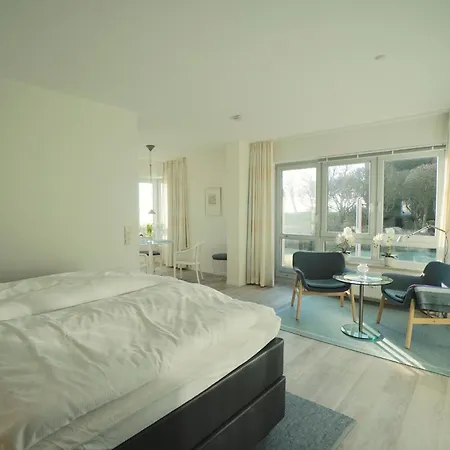 Strandhuepfer - Direkt Am